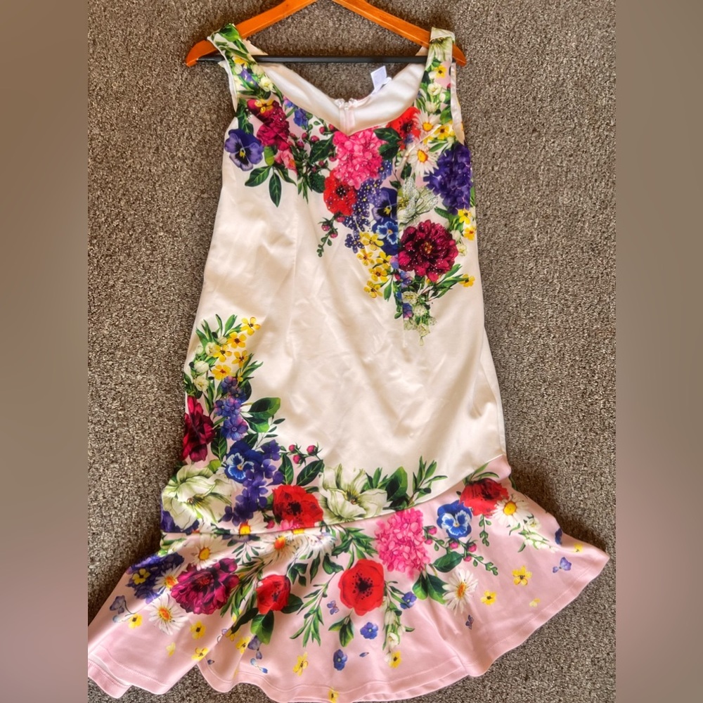 Floral Spring Dress -never worn great condition